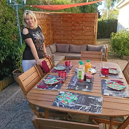 Bed and Breakfast Chez Maryna Longpont-sur-Orge Екстер'єр фото